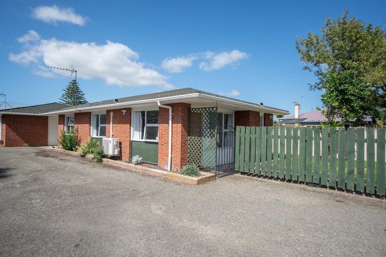 Photo of property in 4/10 Kowhai Avenue, Takaro, Palmerston North, 4410