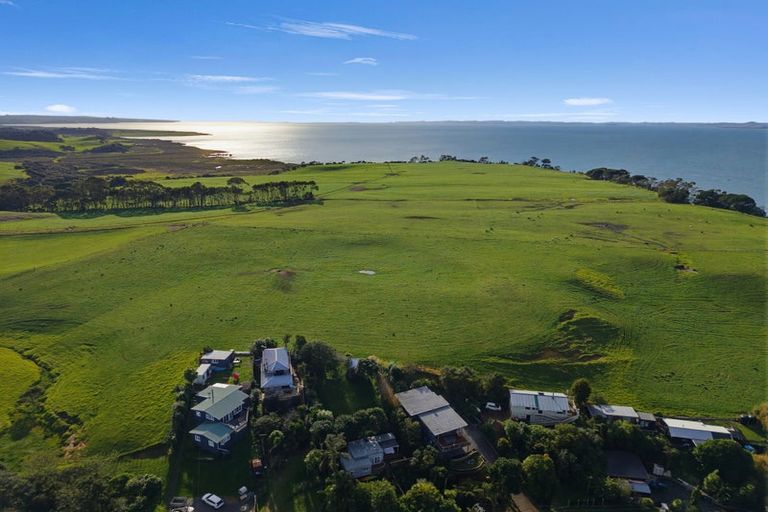 Photo of property in 20 Shelly Beach Road, Shelly Beach, Helensville, 0874