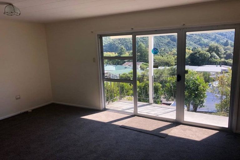 Photo of property in 19a Willis Grove, Wainuiomata, Lower Hutt, 5014