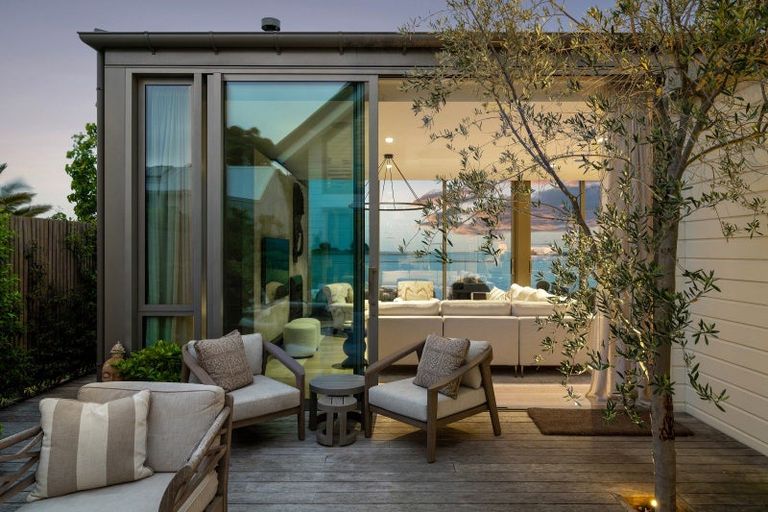 Photo of property in 153 Main Road, Moncks Bay, Christchurch, 8081