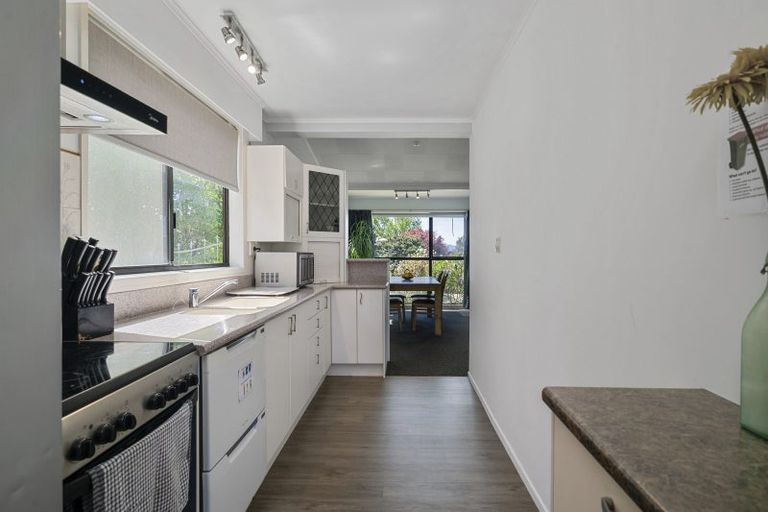 Photo of property in 13 Tirita Street, Kawaha Point, Rotorua, 3010