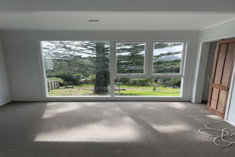 Photo of property in 73 Manuka Road, Bayview, Auckland, 0629
