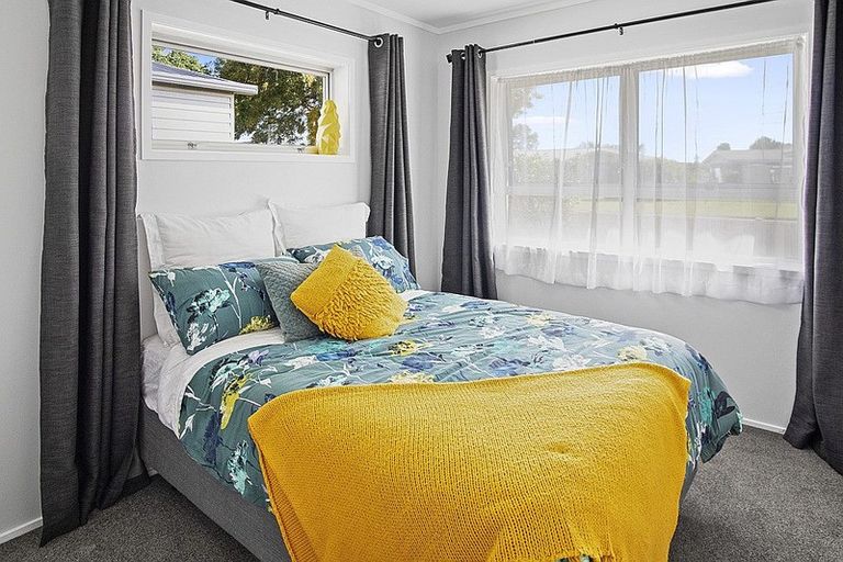 Photo of property in 17 Carlyle Street, Leamington, Cambridge, 3432