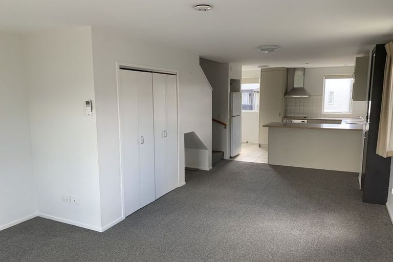 Photo of property in 3/1 Opito Way, East Tamaki, Auckland, 2013