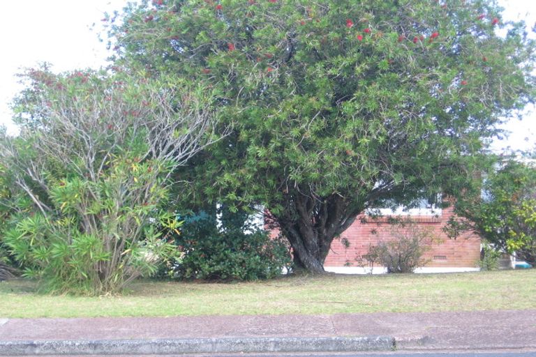 Photo of property in 1/18 Knights Road, Rothesay Bay, Auckland, 0630