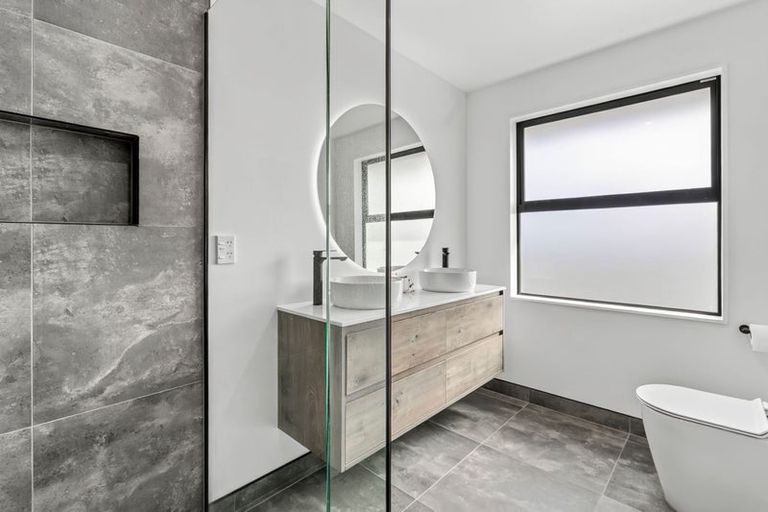 Photo of property in 18 Swan Street, Lake Hawea, Wanaka, 9382