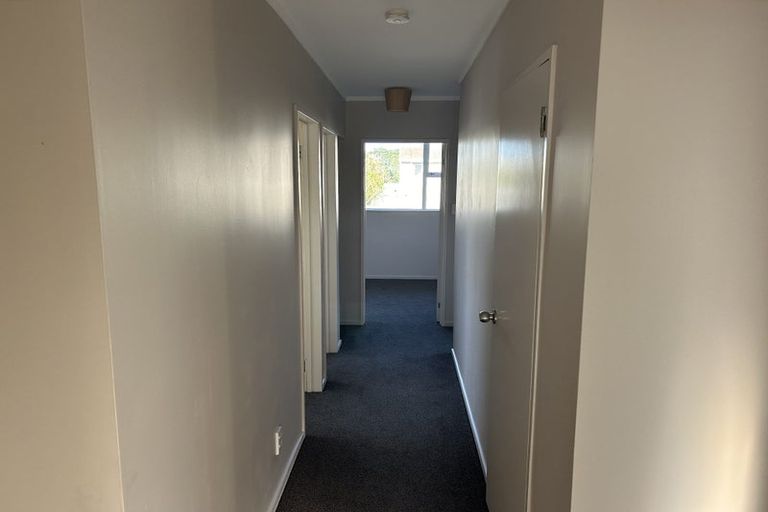 Photo of property in 4 Lincoln Grove, Cannons Creek, Porirua, 5024