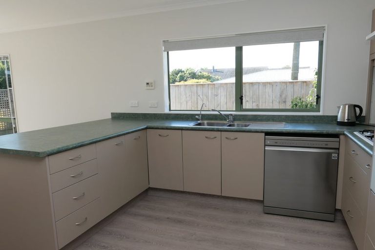 Photo of property in 4/61 Amohia Street, Paraparaumu, 5032