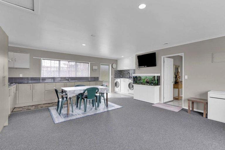 Photo of property in 2 Lochinver Drive, Nawton, Hamilton, 3200