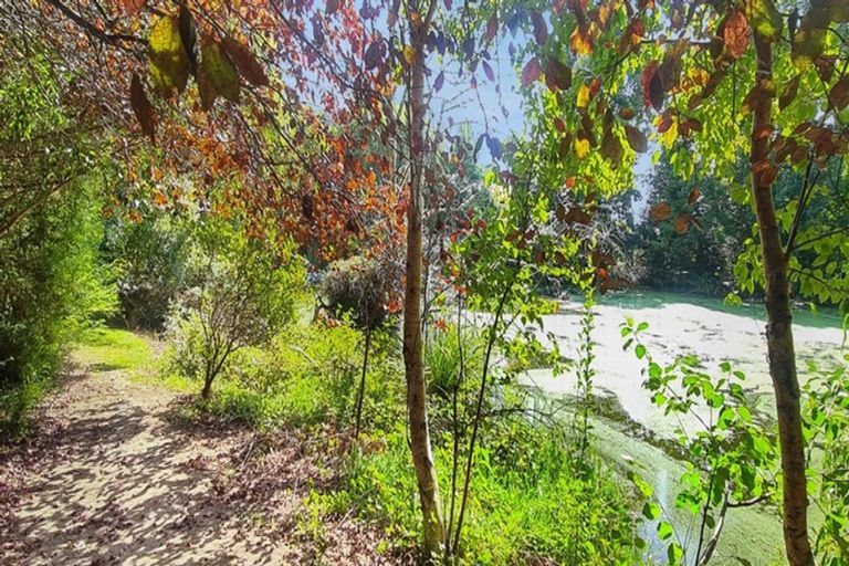 Photo of property in 197 Makirikiri Road, Marton, 4787