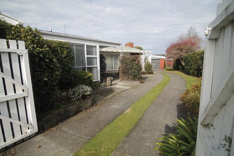 Photo of property in 131 Kendal Avenue, Burnside, Christchurch, 8053