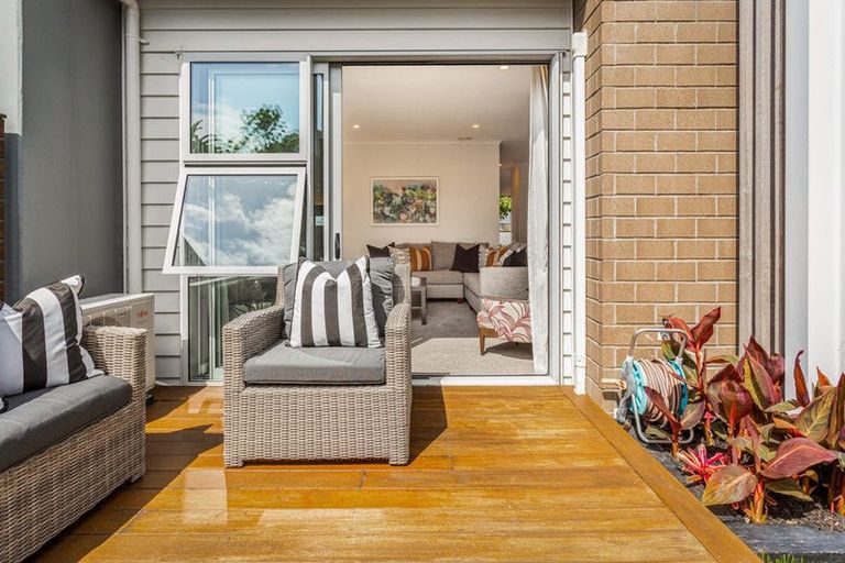 Photo of property in 47 Buckley Avenue, Hobsonville, Auckland, 0616