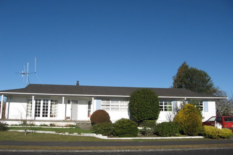 Photo of property in 2 Fernleigh Street, Chartwell, Hamilton, 3210