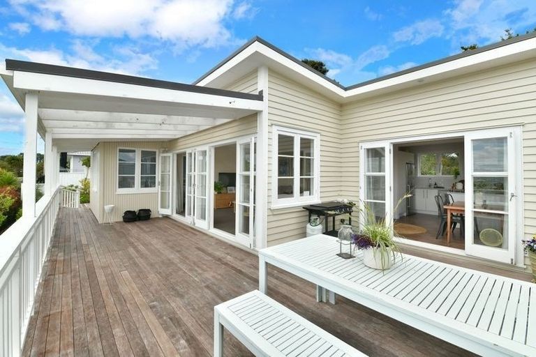 Photo of property in 112a Hibiscus Coast Highway, Red Beach, 0932