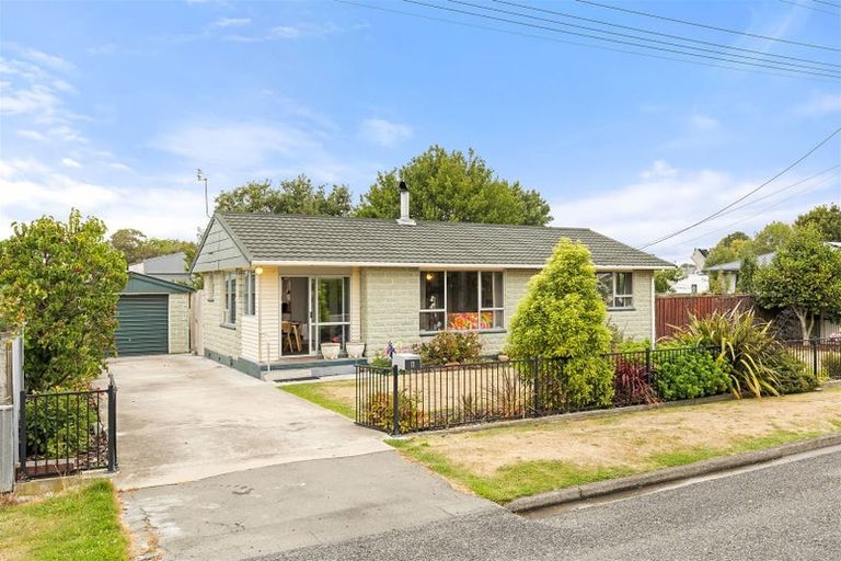 Photo of property in 12 Taumutu Road, Southbridge, 7602