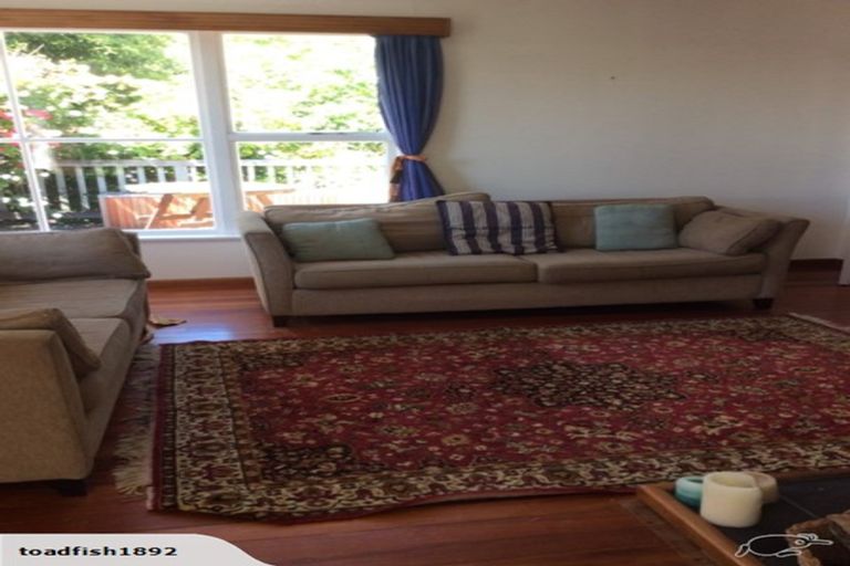 Photo of property in 82 Martindales Road, Heathcote Valley, Christchurch, 8022