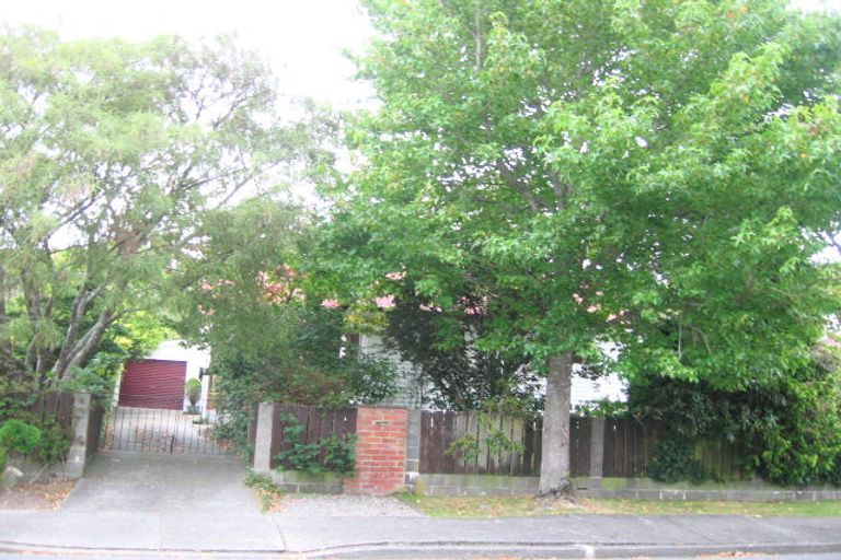 Photo of property in 58 Hillside Drive, Maoribank, Upper Hutt, 5018