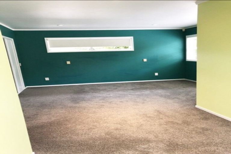 Photo of property in 17 Maugham Drive, Bucklands Beach, Auckland, 2014