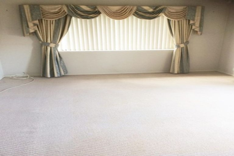 Photo of property in 86 Magic Way, Randwick Park, Auckland, 2105