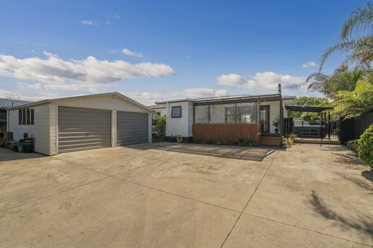 Photo of property in 15 Mayfair Close, Whitianga, 3510