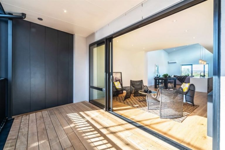 Photo of property in 16 Catalina Bay Drive, Hobsonville, Auckland, 0616