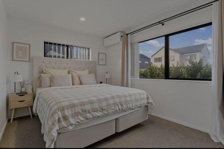 Photo of property in 63 Black Beech Crescent, Takanini, 2110