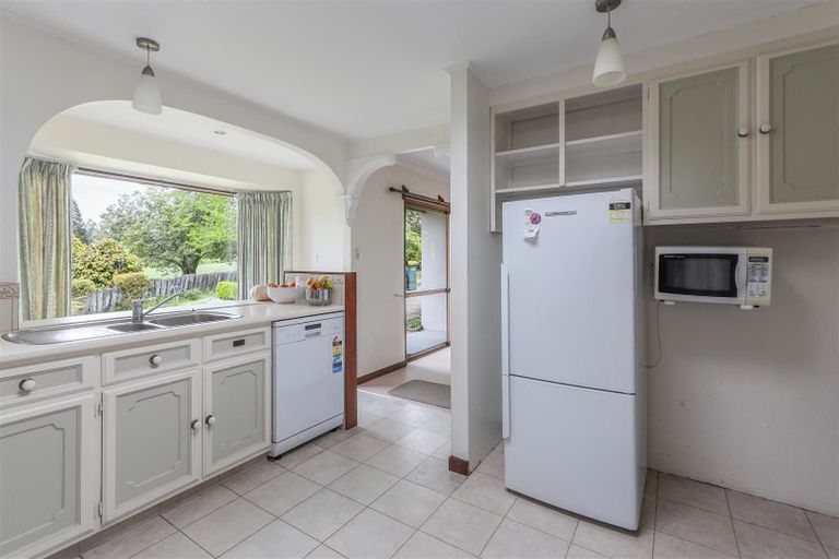 Photo of property in 16 Gwendoline Street, Glenholme, Rotorua, 3010