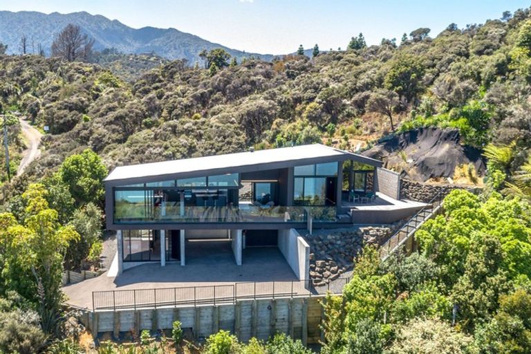 Photo of property in 90 Harbour View Road, Coromandel, 3581