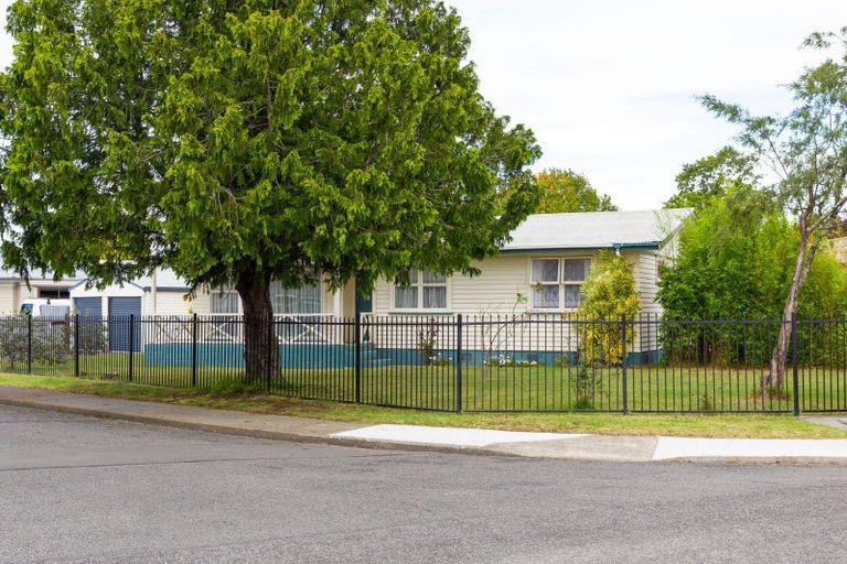 Photo of property in 61 Whitby Crescent, Flaxmere, Hastings, 4120