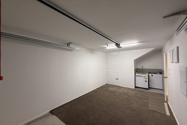 Photo of property in 51c West Harbour Drive, West Harbour, Auckland, 0618