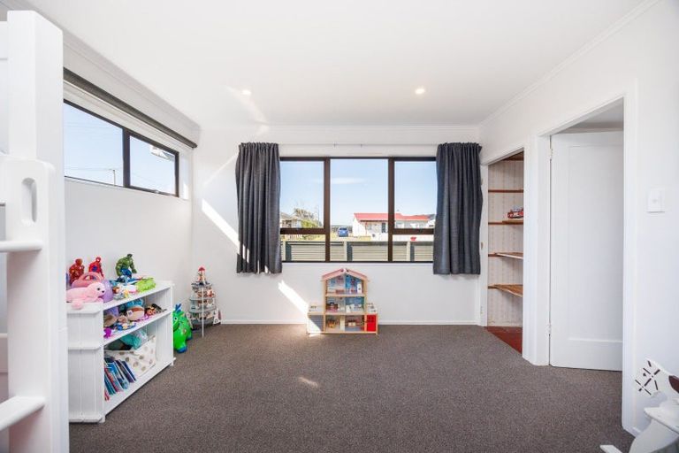 Photo of property in 23 Norton Street, Foxton Beach, Foxton, 4815