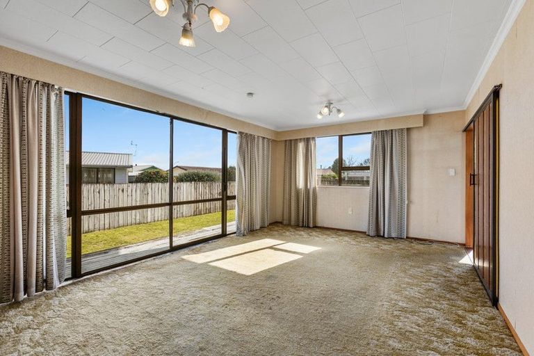 Photo of property in 209 Parklands Avenue, Bell Block, New Plymouth, 4312