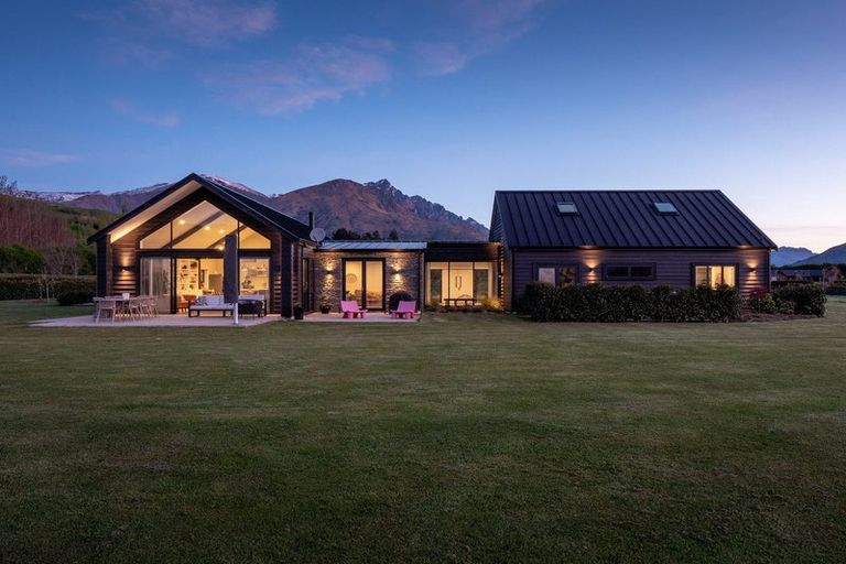 Photo of property in 221 Lower Shotover Road, Speargrass Flat, Queenstown, 9371