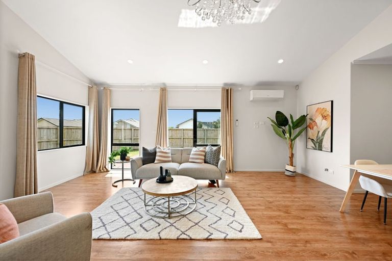 Photo of property in 1 Capricorn Place, Rototuna North, Hamilton, 3210