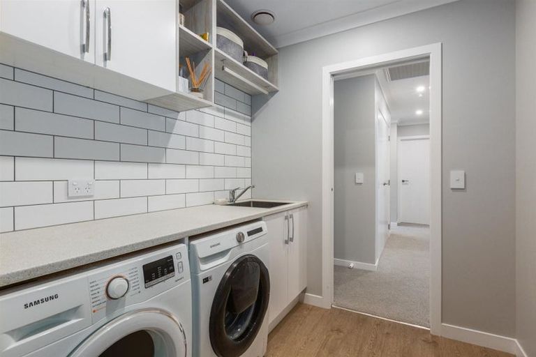 Photo of property in 45 Ken Douglas Drive, Aotea, Porirua, 5024