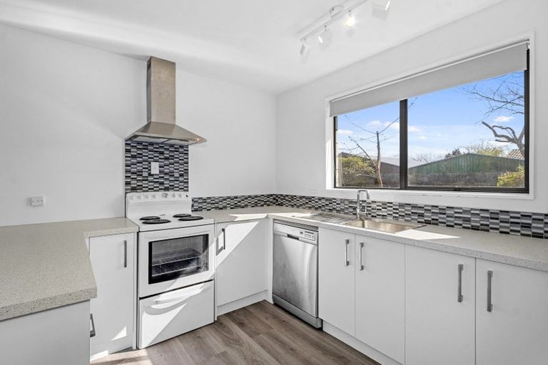 Photo of property in 1/32 Greenock Street, Redwood, Christchurch, 8051