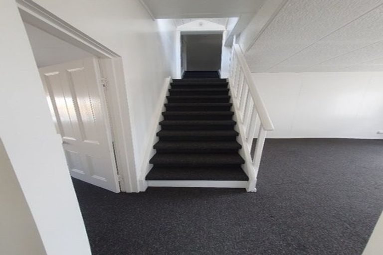 Photo of property in 19 Lombard Street, Palmerston North, 4410