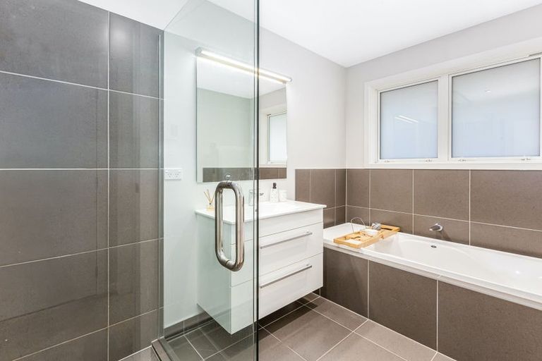 Photo of property in 135 Endeavour Drive, Whitby, Porirua, 5024