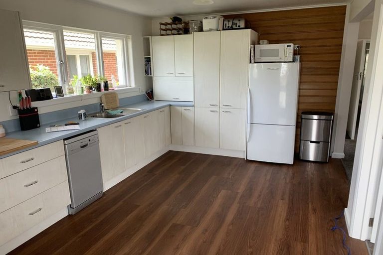 Photo of property in 39 Acacia Avenue, Upper Riccarton, Christchurch, 8041