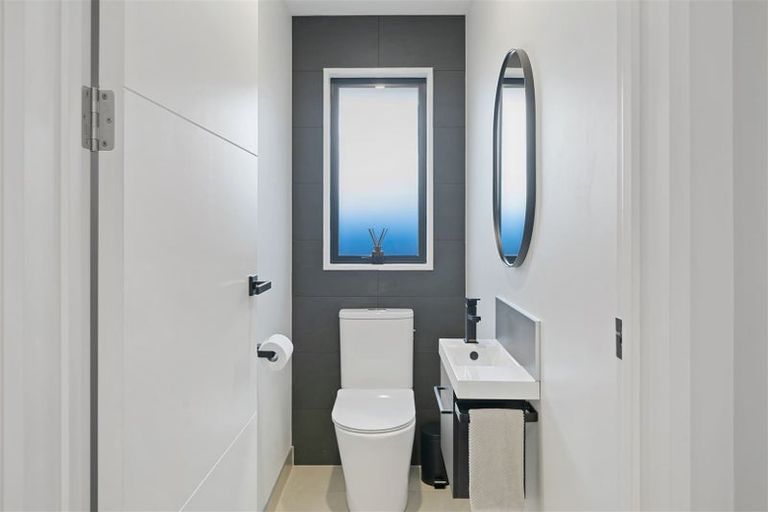 Photo of property in 10 Whitburn Avenue, Halswell, Christchurch, 8025