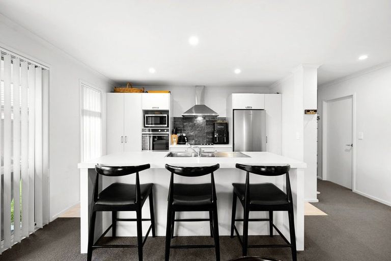 Photo of property in 19 Ladeira Place, Fitzroy, Hamilton, 3206