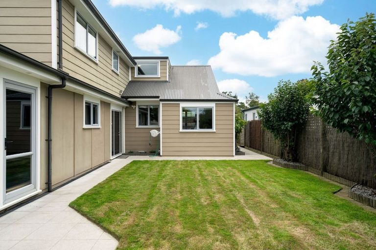 Photo of property in 69 Bower Avenue, New Brighton, Christchurch, 8083