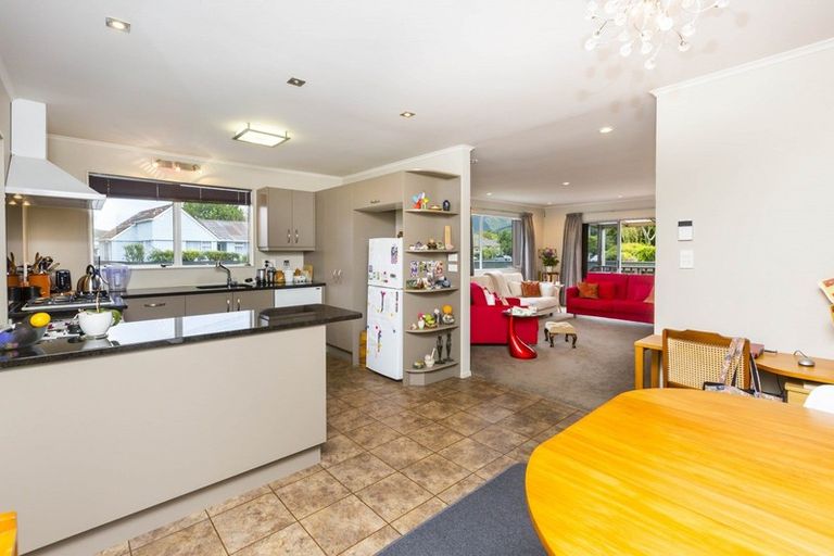 Photo of property in 1/7 Bathurst Street, Silverstream, Upper Hutt, 5019