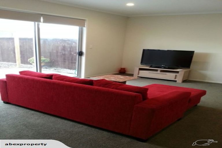 Photo of property in 22 Station Street, Hobsonville, Auckland, 0616