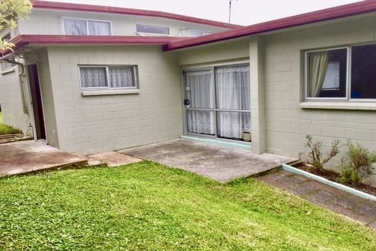 Photo of property in 4a Gardner Avenue, New Lynn, Auckland, 0600