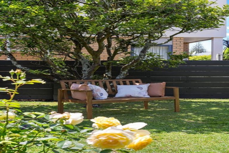 Photo of property in 3/3 Manuka Street, Orewa, 0931
