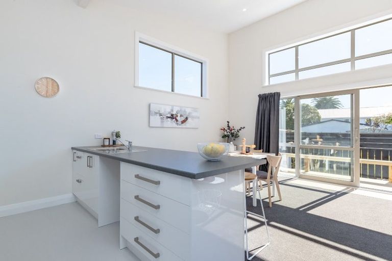 Photo of property in 18 Bell Road, Waiwhetu, Lower Hutt, 5010