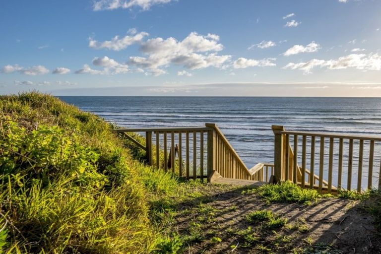 Photo of property in 11a Rosetta Road, Raumati South, Paraparaumu, 5032