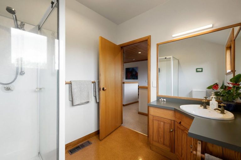 Photo of property in 23 Dalbeth Place, Matangi, Hamilton, 3284