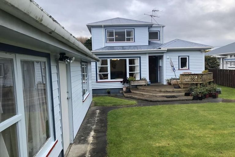 Photo of property in 15 Lincoln Avenue, Epuni, Lower Hutt, 5011